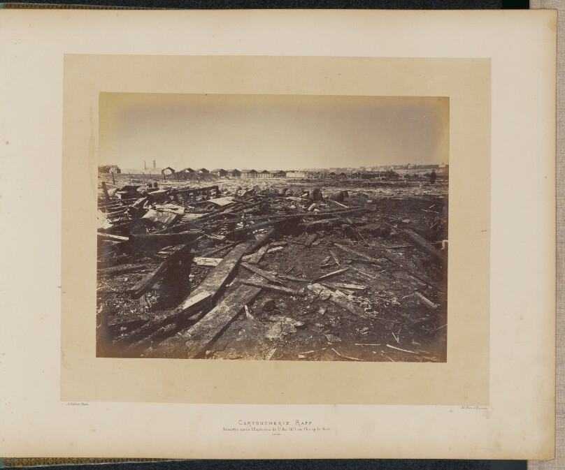 Cartoucherie Rapp. Désastre au Champ de Mars aprés l'explosion du 17 mai 1871.