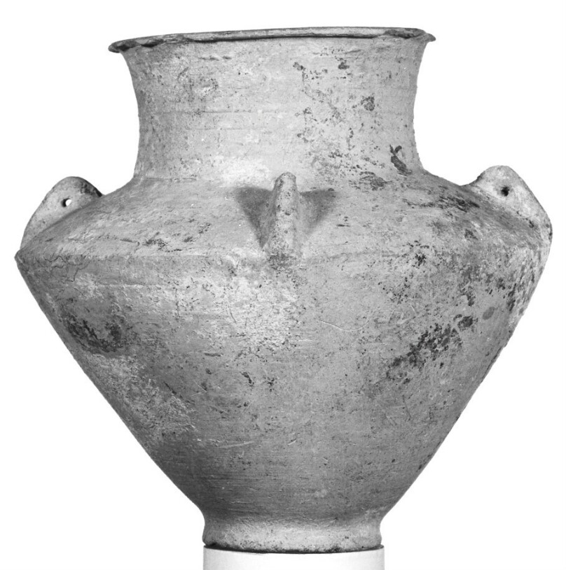 Jar with Four Lugs