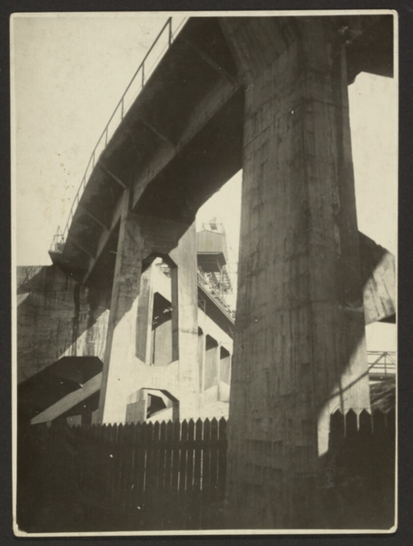 [Transport Bridge on the Rhine]