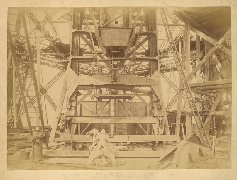 Elevator machinery