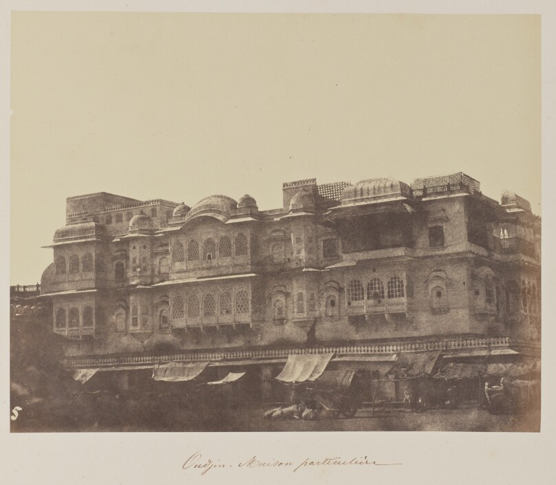 Oudjin, Maison particulière