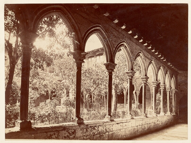 [Cloisters of the convent of Santa Catalina]