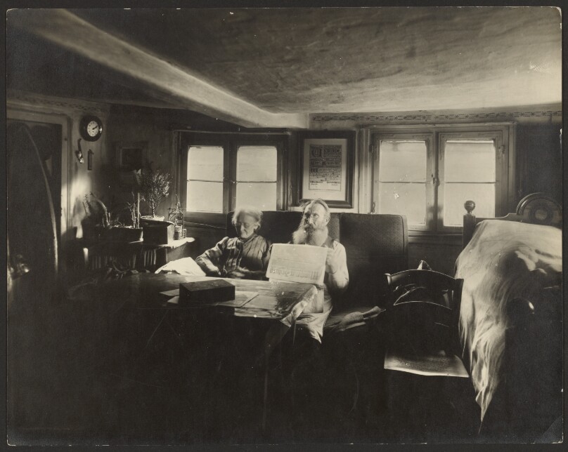 [Interior of a House at old Munich]