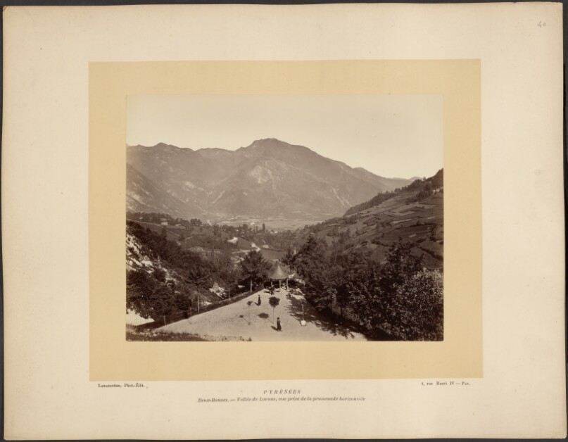 Pyrenees. Eaux-Bonnes - Vallée de Laruns, vue prise de la promenade horizontale