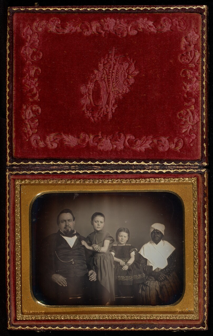 [A White Man with His Two Daughters and a Black Nurse]

