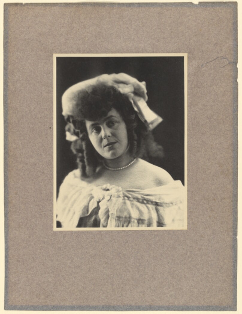 [Portrait of woman]