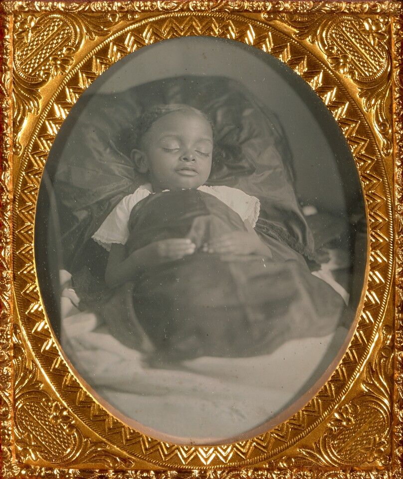 [Postmortem Portrait of an Infant]