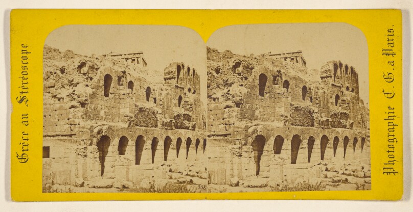 Grece. Ruines du theatre a Herode Atticus (Athenes)
