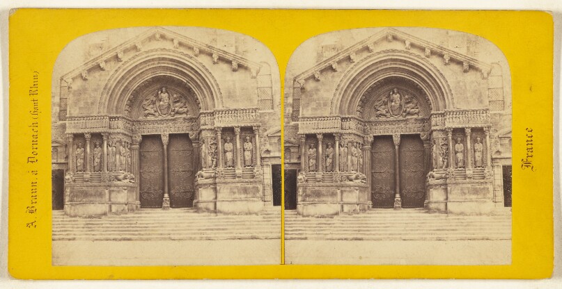 Arles. Portail de l'eglise St.-Trophine.