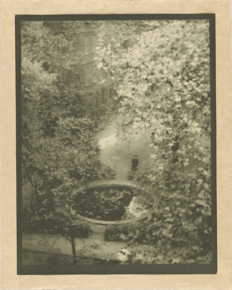 [Fountain Court, The Temple, London]