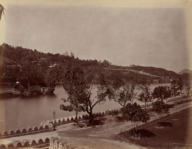 Kandy Lake