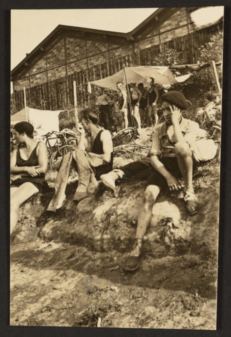 [Bathers on the Banks of the Seine]