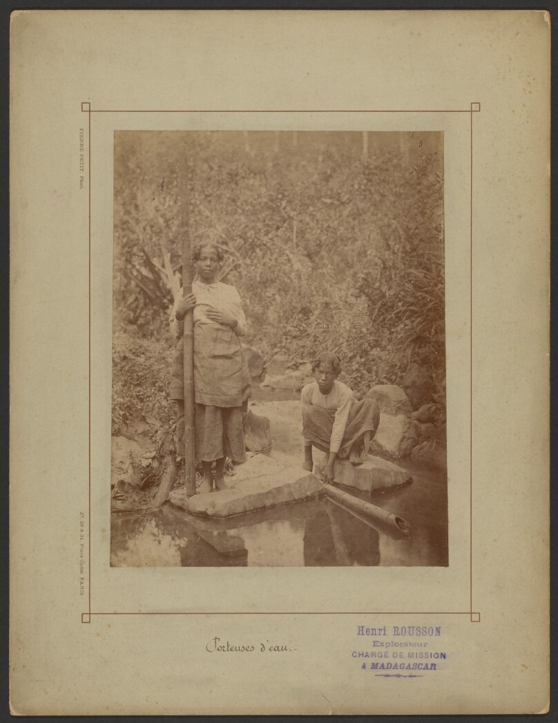 Porteuses d'Eau