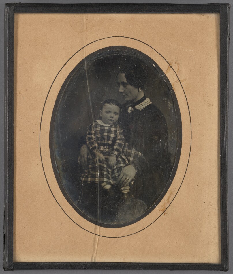 [Portrait of a mother and child]