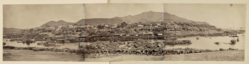 [Three-part Panorama of Nagasaki]