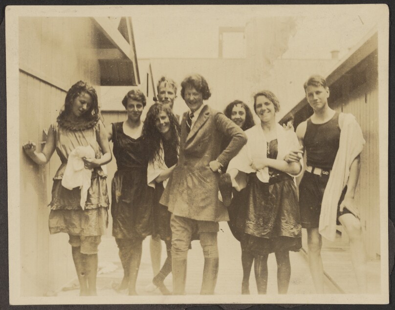 [Group of men and women in swimming costumes]