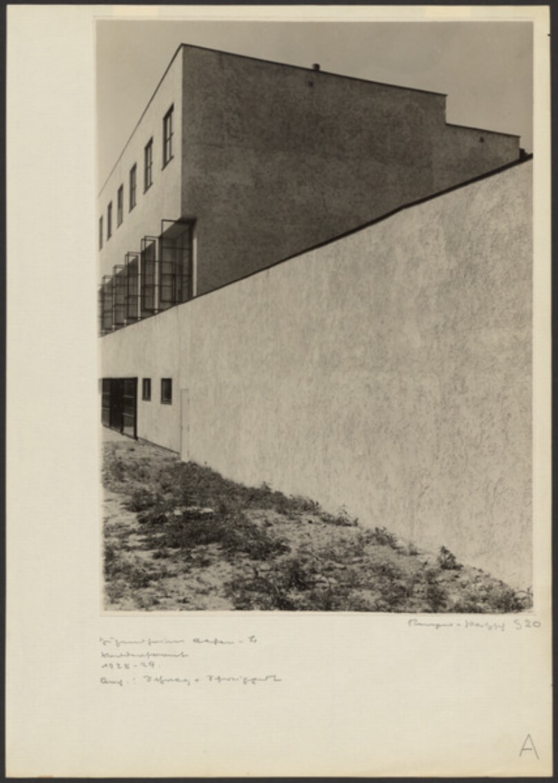 Judendheim Aachen -L/ Vorderfront