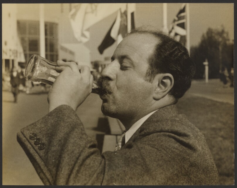 [Francis Criss].