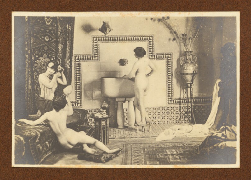 Sortie du Bain [Out of the Bath]