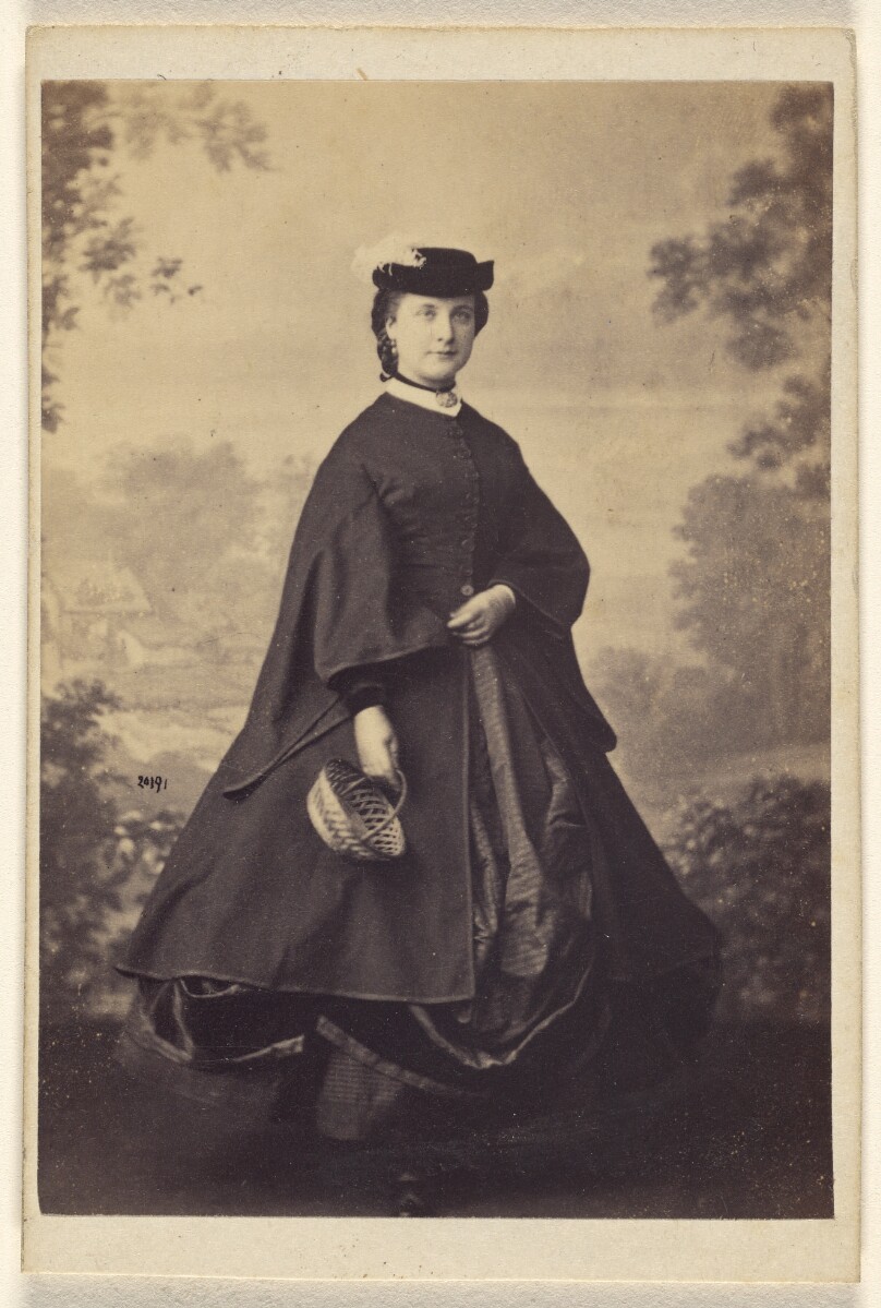 Miss Lenox.