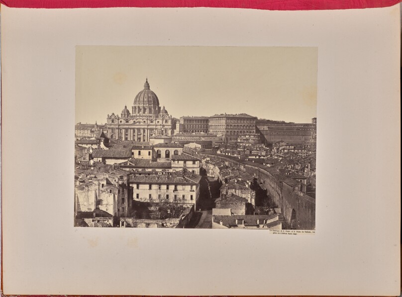 La Basilique de Saint Pierre et le Palais du Vatican, vue prise du Château Saint Ange