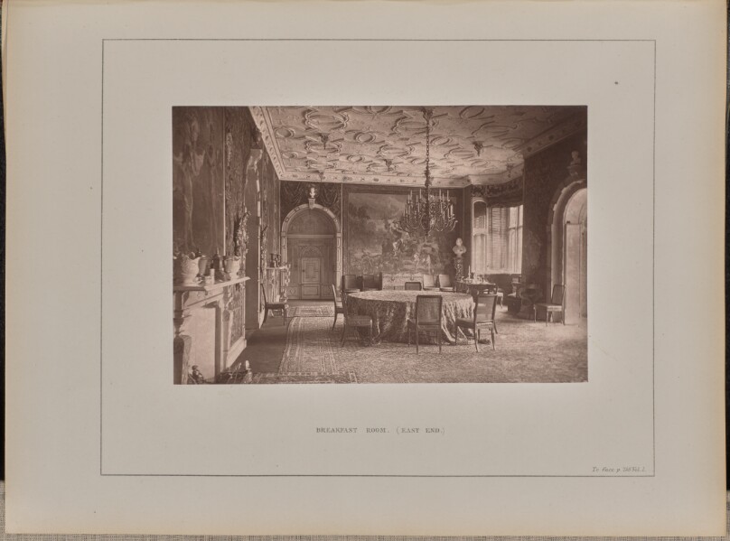 Breakfast Room. (East End)
