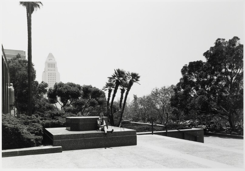 Los Angeles County Plaza, Public Use Areas #11