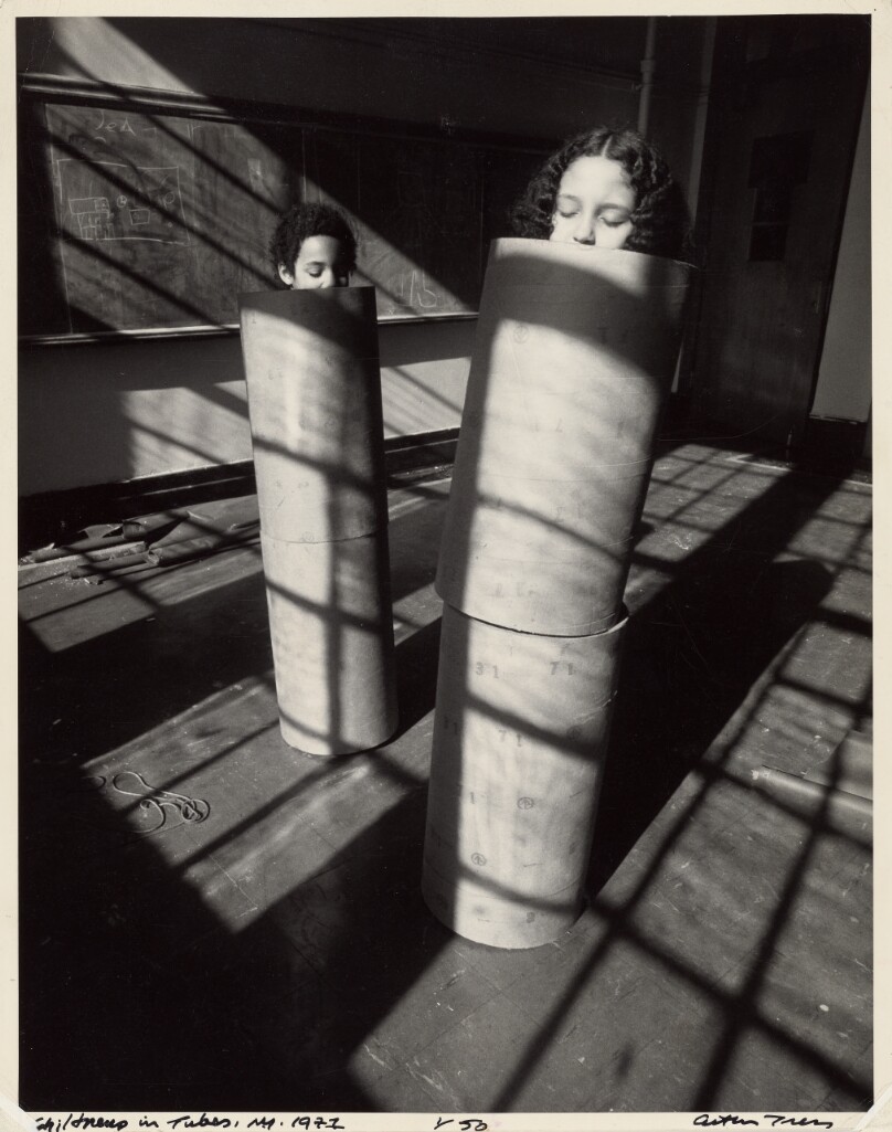 Children in Tubes, New York, NY