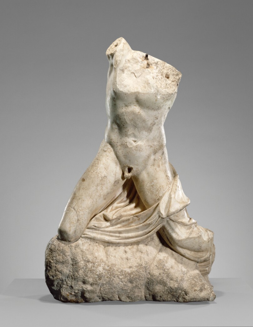 Statue of a Collapsing Niobid