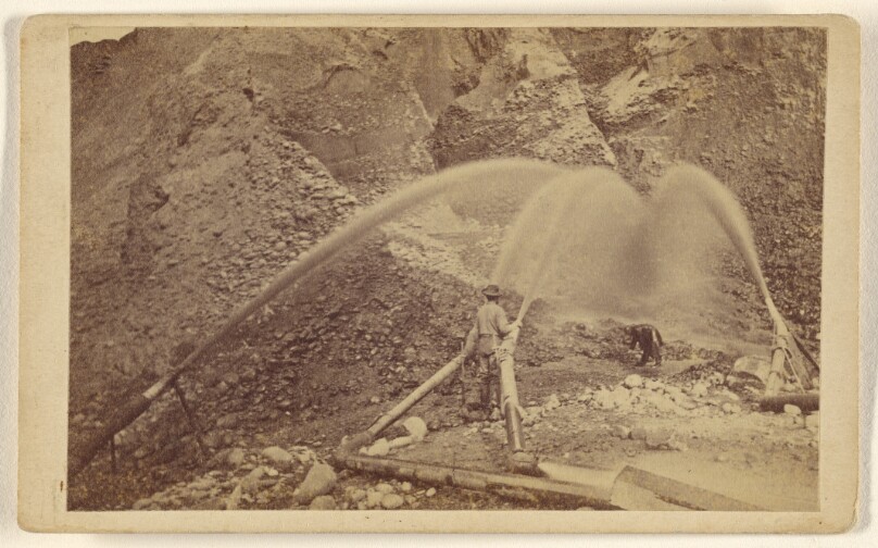 Hydraulic Mining - Behind the Pipes.