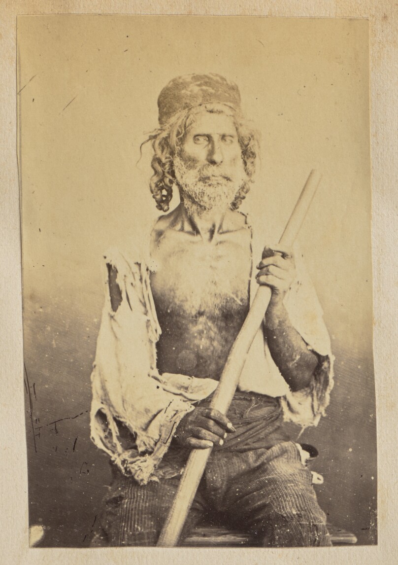 [Portrait of a Roumanian gypsy man]