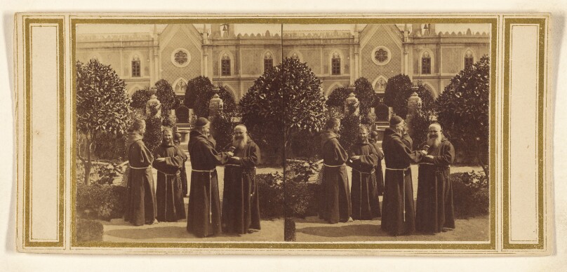 [Capuems da Caysune (?)/Monks standing in a church courtyard]
