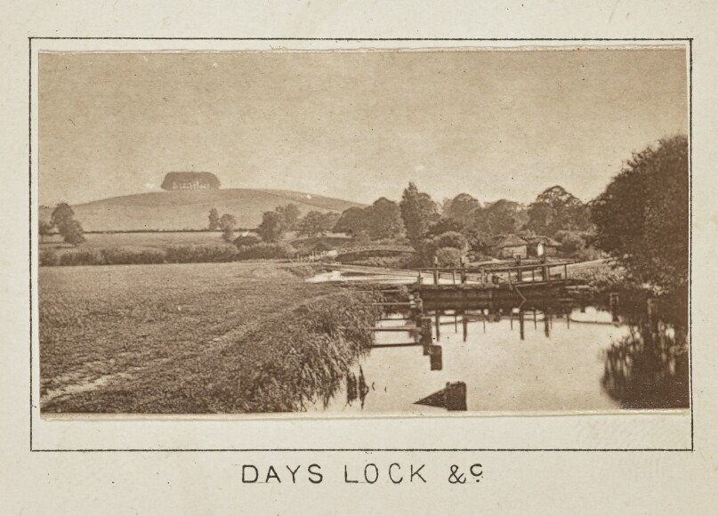 Days Lock &c.