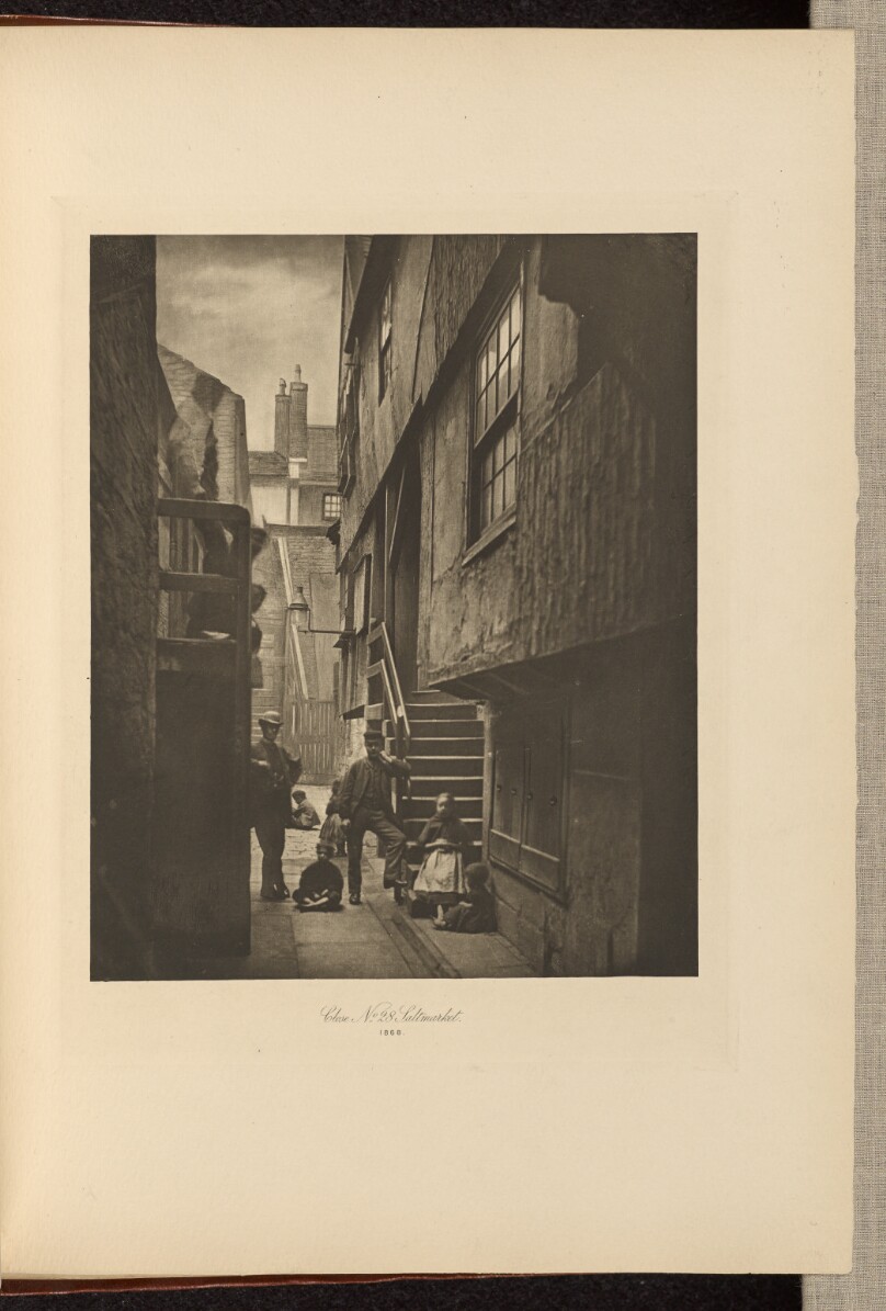 Close No. 28 Saltmarket