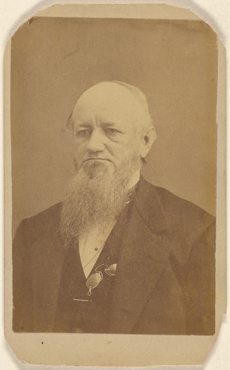 [Unidentified older man with a long beard, a pince-nez around his neck]
