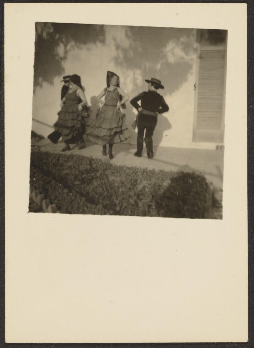 [Spanish Dancers]