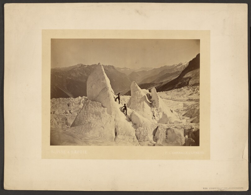 Pyramide de Glace sous les Grands Mulets
