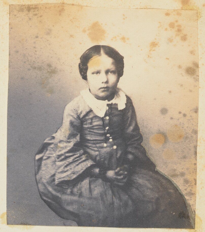 [Portrait of a girl]