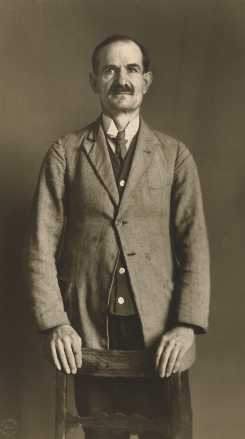[Deputy of a splinter party (Abgeordneter einer Splitterpartei)]