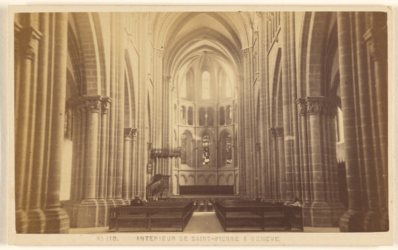 Interieur de Saint-Pierre a Geneve