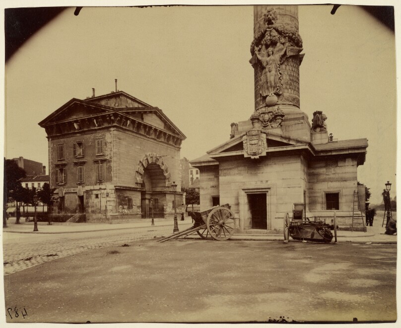 Ancienne Barrière du Trône (Tollbooth Pavilion and Column)