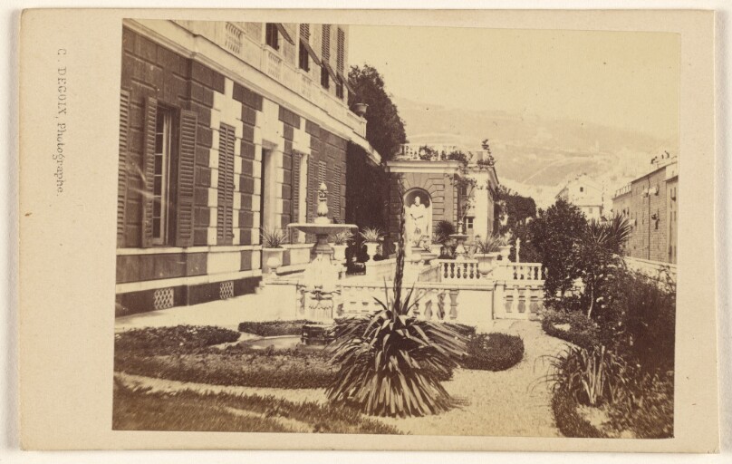 Genova, Giardino villa & coniglietto