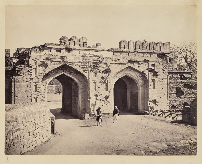 [Kashmere Gate, Delhi]