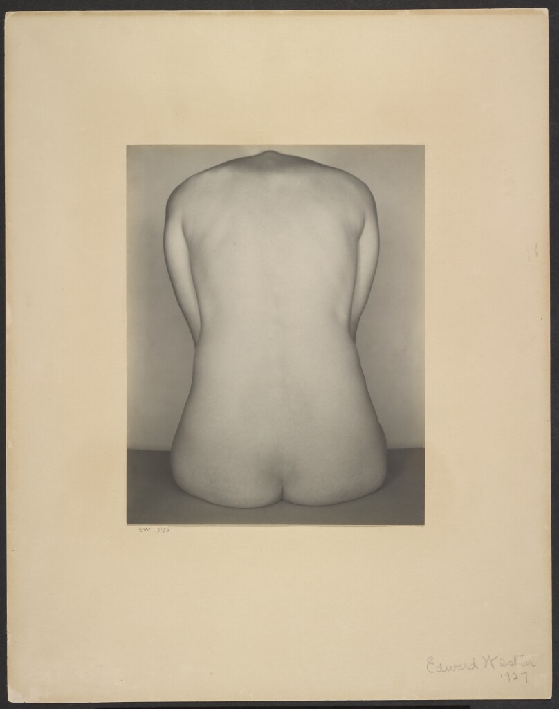 Nude, Los Angeles
