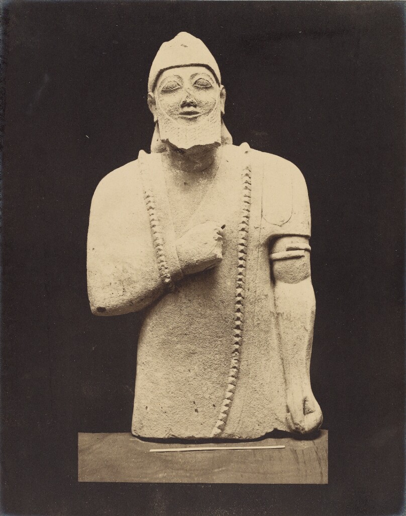 Dedicatory Statues of Kings or Priests, showing the influence of an Assyrian style