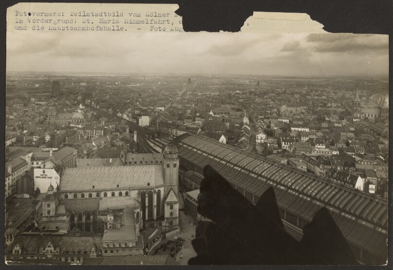 Detailed aerial view of the Cologne Cathedrale (Teilstadtbild vom Kölner Dom)