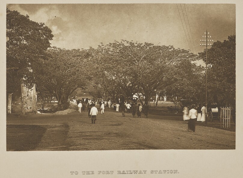 To the Fort Railway Station