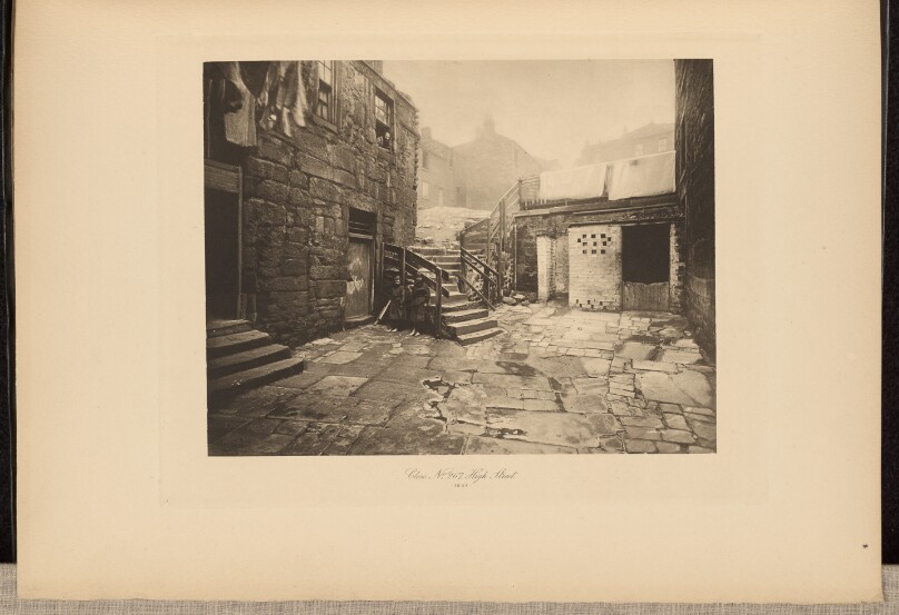 Close No. 267 High Street