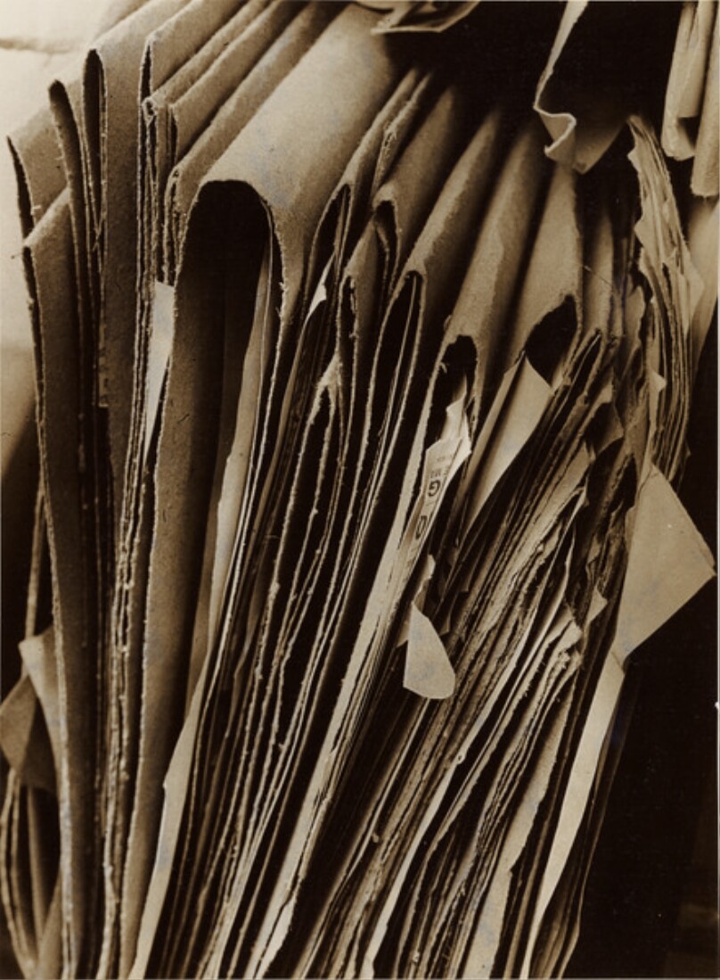 [Down with Bureaucracy! (Nieder mit Burokratie!)]