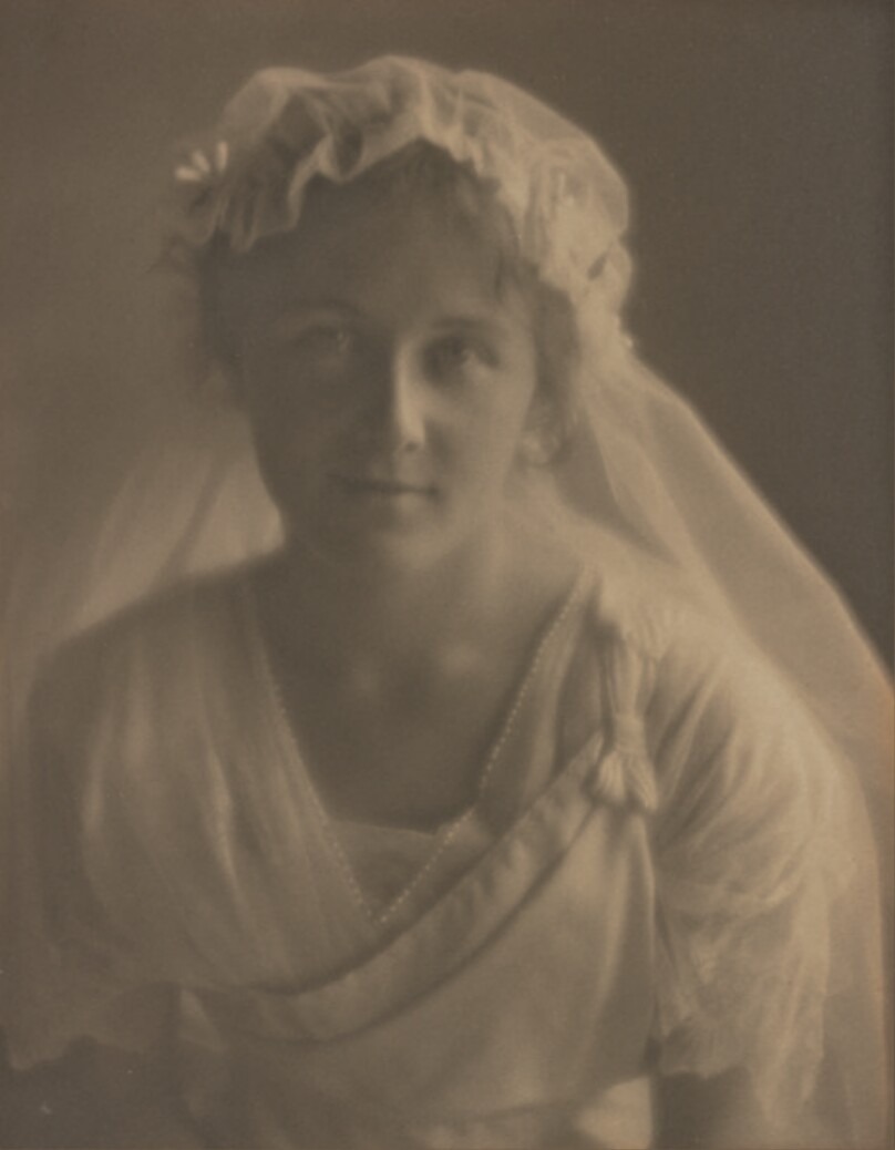 [Bust-length portrait of Gertrude Walsh]